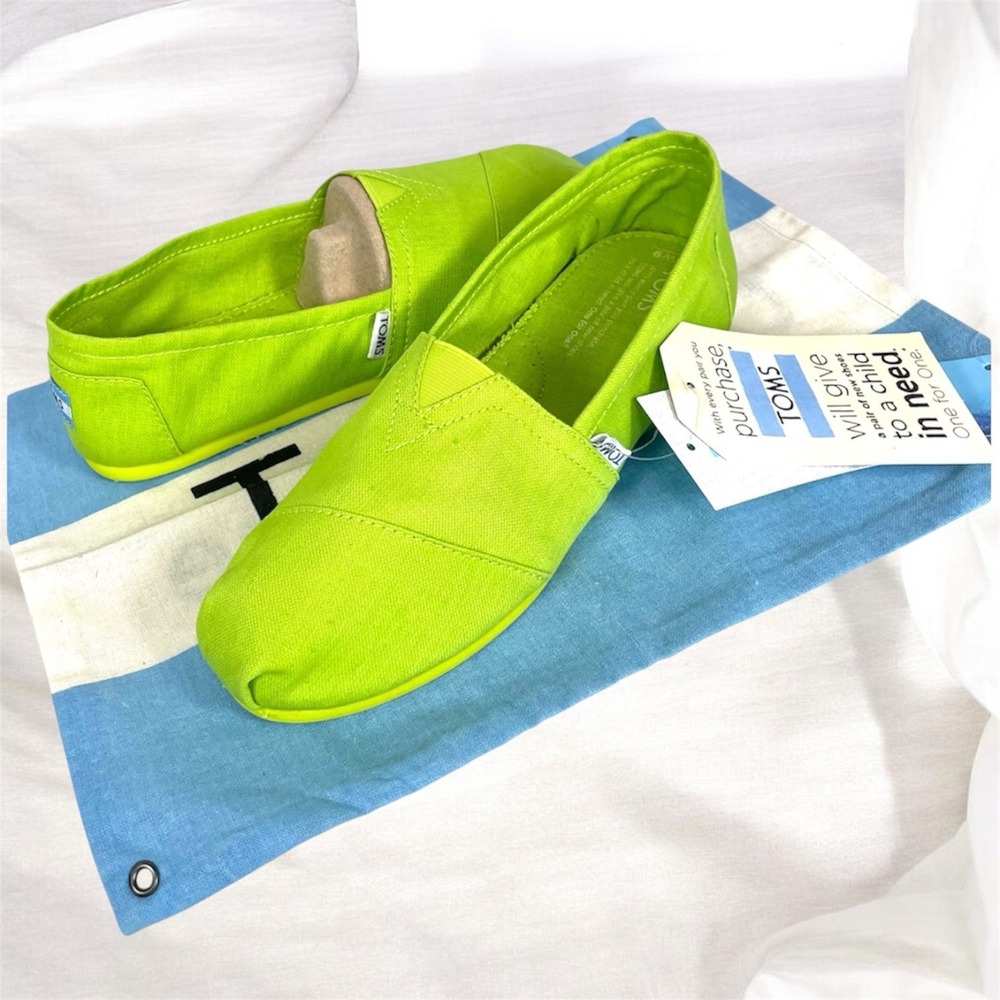 TOMS Alpargata Classics Lime Canvas Slip On Flats Womens 9 NWT